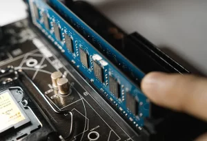 Micron presenta la memoria DDR5-9200: tecnología de proceso 1γ con EUV