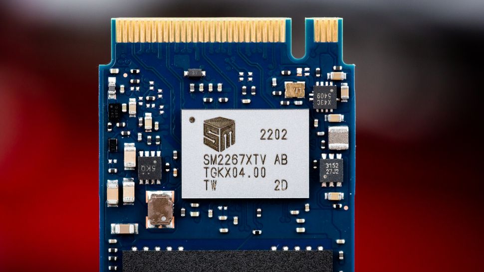 Revisión de Kingston NV2 SSD: Barato pero arriesgado