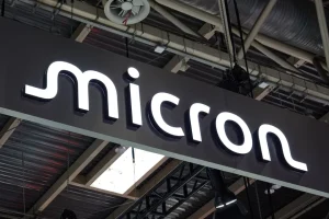 Micron liquida Crucial y advierte que no habrá alivio en los precios de la memoria DRAM
